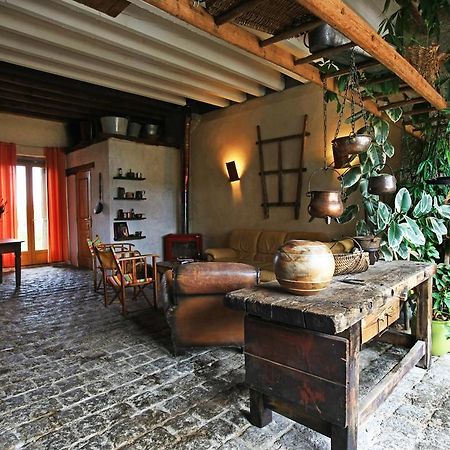Отель La Ferme Modele Chatillon-la-Palud Экстерьер фото